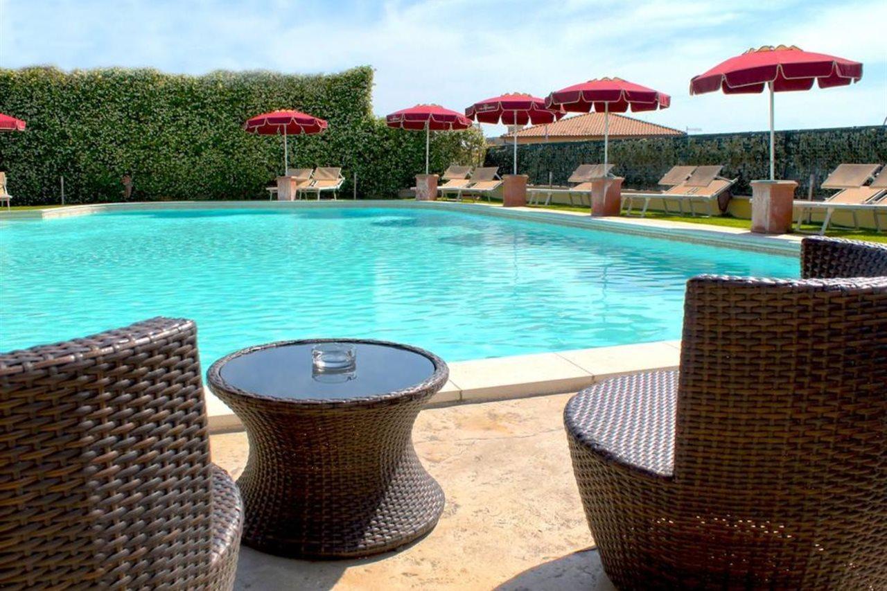 Hotel Villa Tirreno Tarquinia Exterior foto